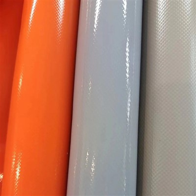 PVC Inflatable Tarpaulin hmanga siam a ni